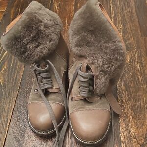 See By Chloe Shearling Vero Cuoio Brown Lace Up Fur Boots Like New 35 Or 5